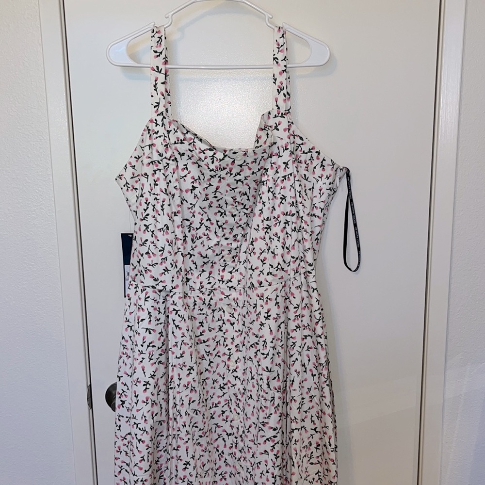 Rachel Roy white dress with flowers